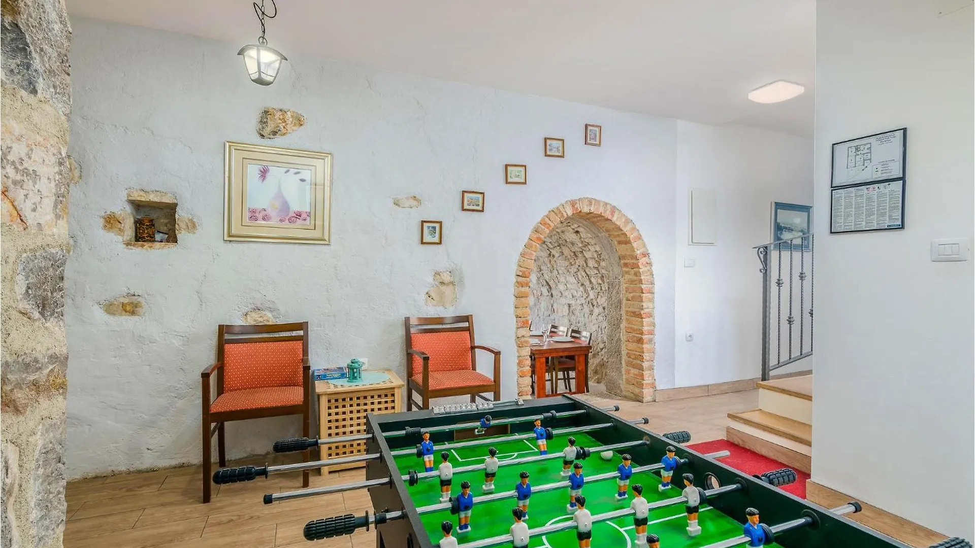 Gorgeous Home In Pinezici With Jacuzzi 0*, Pinezići Croácia